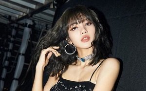 Nữ ca sĩ trong nhóm nhạc Black Pink gây bão với clip nóng bỏng mới
